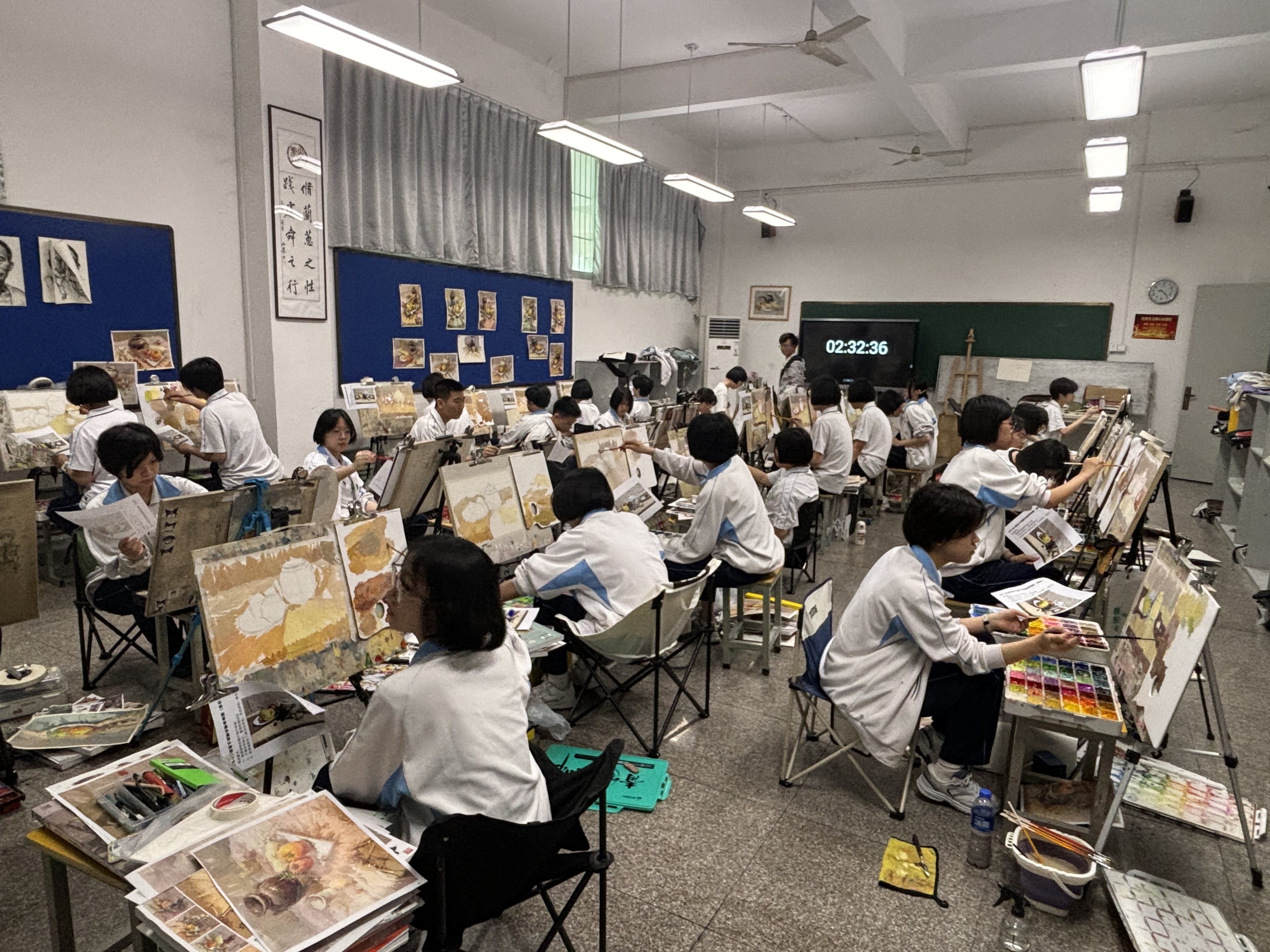 高二美术组组织美术专业半期考 - 三明市第九中学