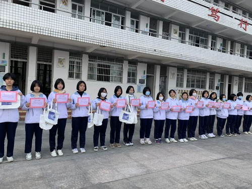 三明九中首届心理联络员助人技能大赛